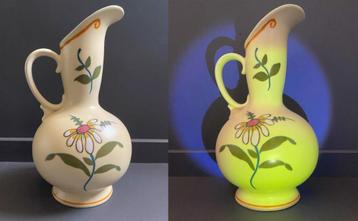 Vintage Werpster Betty Royal Plazuid vaas - uranium beschikbaar voor biedingen