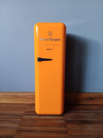 Champagnekoeler Veuve Clicquot beschikbaar voor biedingen
