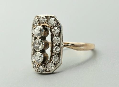 Gouden antieke art deco ring diamanten Ca: 0.78 ct. 2025/232, Handtassen en Accessoires, Antieke sieraden, Ring, Goud, Met edelsteen