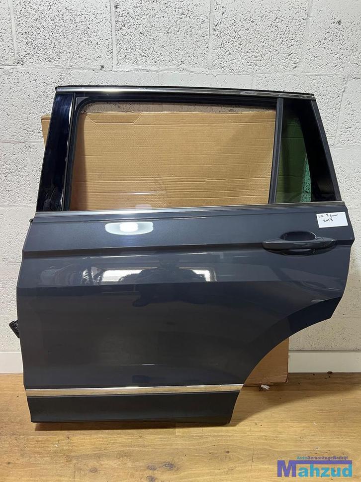 VW TIGUAN Grijs links Achter deur portier 2016-2023, Auto-onderdelen, Carrosserie, Deur, Volkswagen, Gebruikt, Ophalen of Verzenden