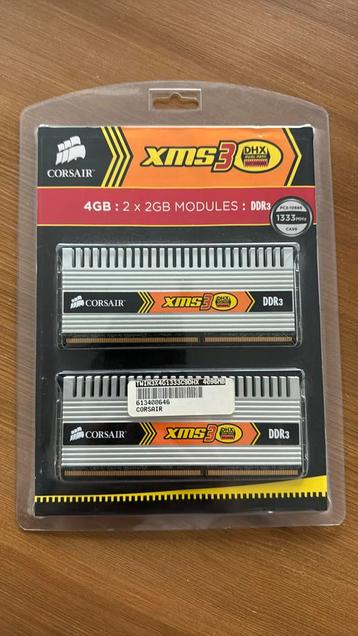 Corsair XMS3 DDR3 PC3-10666 4GB KIT