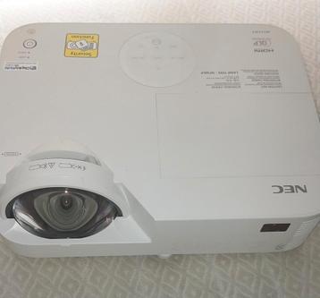 NEC M353WS projector, Enlèvement, Comme neuf, Full HD (1080), NEC