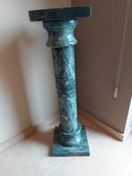 Zuil.in groene marmer, Enlèvement