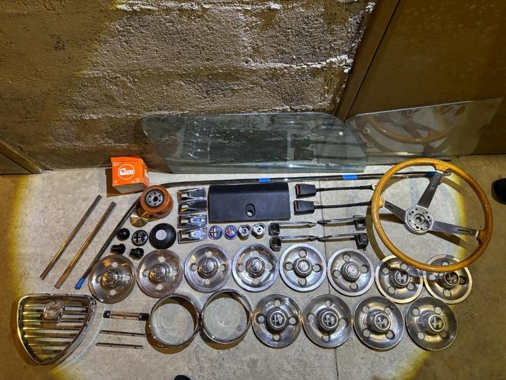 Pièces Alfa Berlina 1750 / 2000, Autos : Pièces & Accessoires, Autres pièces automobiles, Alfa Romeo, Utilisé, Enlèvement ou Envoi