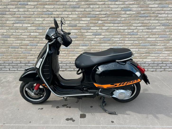 Vespa GTS 125cc 2009, Fietsen en Brommers, Scooters | Vespa, Gebruikt, Elektrisch, Ophalen of Verzenden