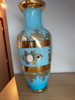 Antieke vaas uit blauw porselein/glas met gouden versiering, Ophalen