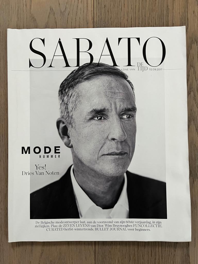 DRIES VAN NOTEN - coverstory SABATO Magazine * 2017 * NIEUW, Boeken, Tijdschriften en Kranten, Nieuw, Glossy, Ophalen of Verzenden