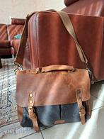 Cartable à bandoulière vintage cuir et tissu, Bijoux, Sacs & Beauté, Enlèvement ou Envoi, Comme neuf, Cuir
