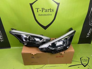 hyundai i20 koplamp links rechts 92102C8200 92101-C8200 beschikbaar voor biedingen