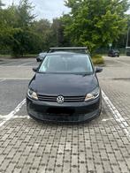VOLKSWAGEN TOURAN 1.6 TDI 2011 7 ZITPLAATSEN EN GEEN KRASSEN, Auto's, Volkswagen, Euro 5, Zwart, Zwart, 5 deurs