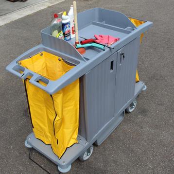 Schoonmaak kar - hotel kar voor bedrijven beschikbaar voor biedingen