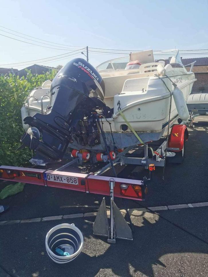 Jeanneau leader 545 met trailer, Watersport en Boten, Speedboten, Zo goed als nieuw, 3 tot 6 meter, Benzine, 70 tot 120 pk, Polyester