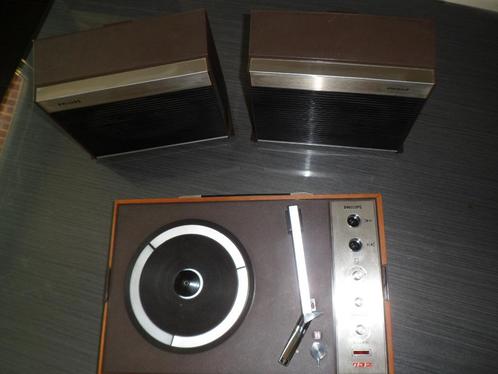 Tourne-disque portable Philips avec haut-parleurs Norma 732, Antiquités & Art, Antiquités | TV & Hi-Fi, Enlèvement ou Envoi