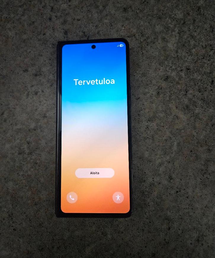 A vendre samsung z fold 4, Télécoms, Téléphonie mobile | Samsung, Utilisé, Galaxy Fold, 256 GB, Sans abonnement, Sans simlock
