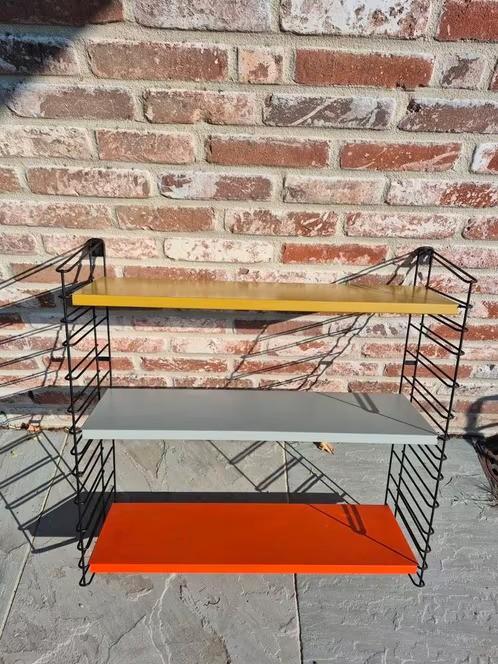 Étagère murale Vintage Tomado — Design Adriaan Dekker, Maison & Meubles, Accessoires pour la Maison | Étagères murales & Rayons de bibliothèque
