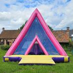 Groot pyramide springkasteel 7 x 7 x 6.5m te koop, Ophalen, Zo goed als nieuw