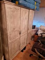 Kleedkamer kast, Ophalen