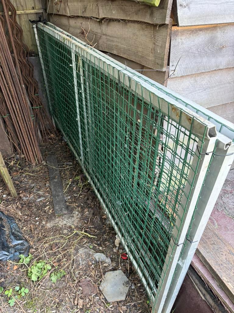 Encadrement aluminium +grillage, Enlèvement, Utilisé, Aluminium