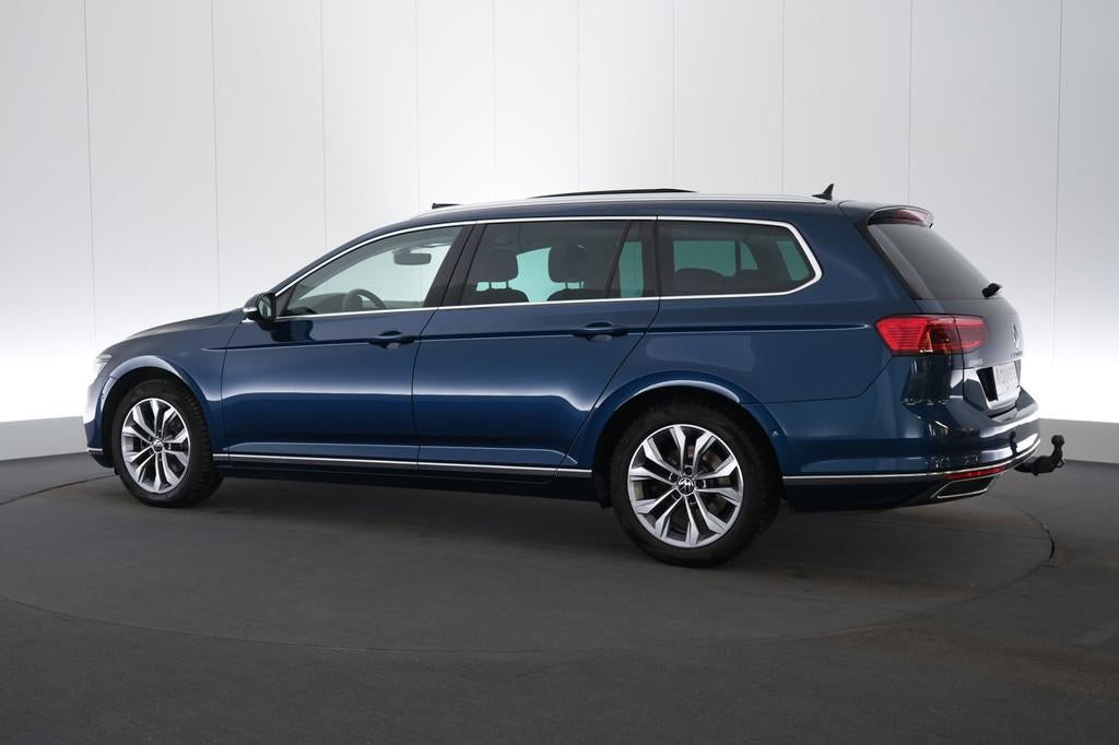 (2BVP329) VOLKSWAGEN PASSAT VARIANT, Autos, Volkswagen, Achat, Entreprise, Alcantara, 1498 cm³