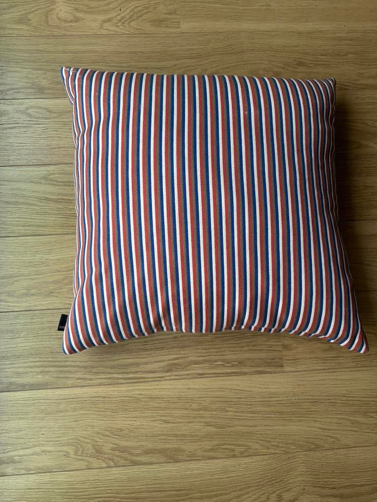 Hay kussen, Huis en Inrichting, Ophalen, Zo goed als nieuw