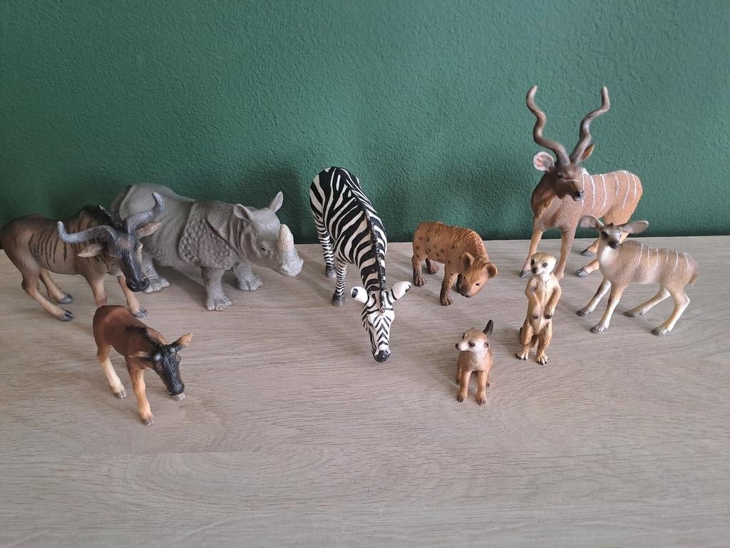 Schleich Neushoorn Zebra Gnoe Koedoe Hyena Stokstaartje, Ophalen