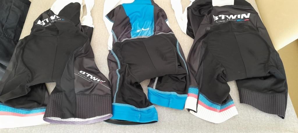 3 koersbroeken + koerstrui maat L. 20 euro voor alles, Ophalen, Dames, Zo goed als nieuw, L