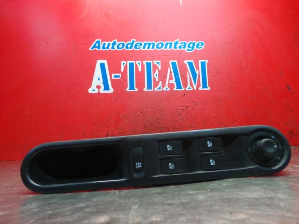 COMMUTATEUR VITRES ELECTRIQUES Espace (JK) (8200315042), Autos : Pièces & Accessoires, Utilisé, Renault