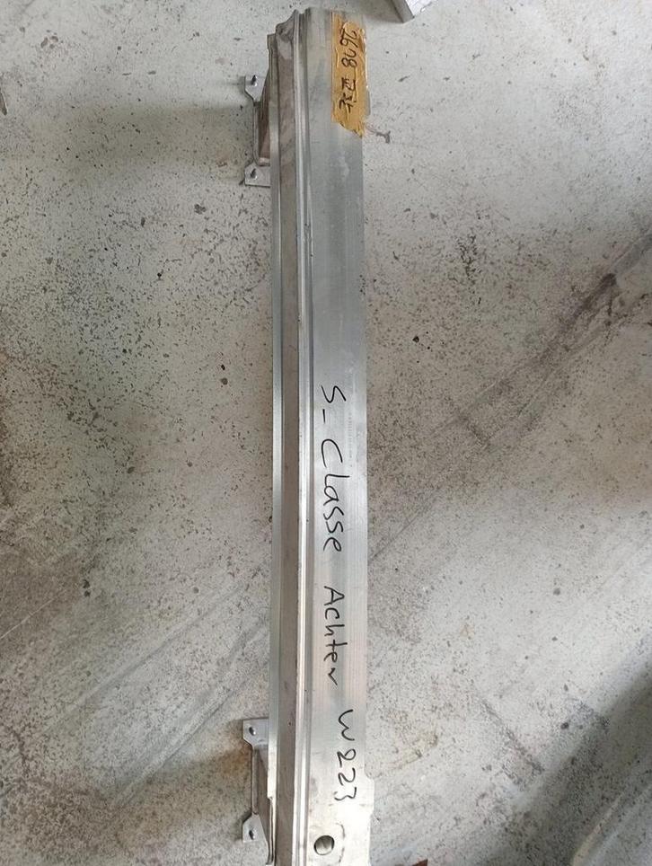 Achterbumperversterker MERCEDES S-klasse W222 (Mercedes W222, Auto-onderdelen, Carrosserie, Bumper, Mercedes-Benz, Voor, Gebruikt