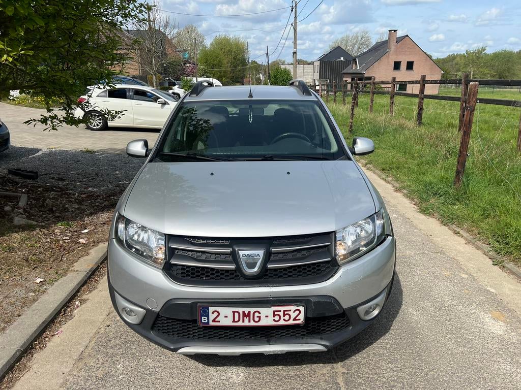 Dacia Sandero Stepway / 2014 / 0.9tce / 66kw / 195.000km, Auto's, Euro 5, Handgeschakeld, 5 deurs, Particulier