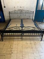 Twee persoonsbed, Huis en Inrichting, Slaapkamer | Bedden, Ophalen, Bruin, Tweepersoons, Zo goed als nieuw