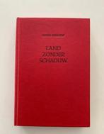 Land zonder schaduw, Aster Berkhof, hardcover, Boeken, Ophalen of Verzenden, Gelezen