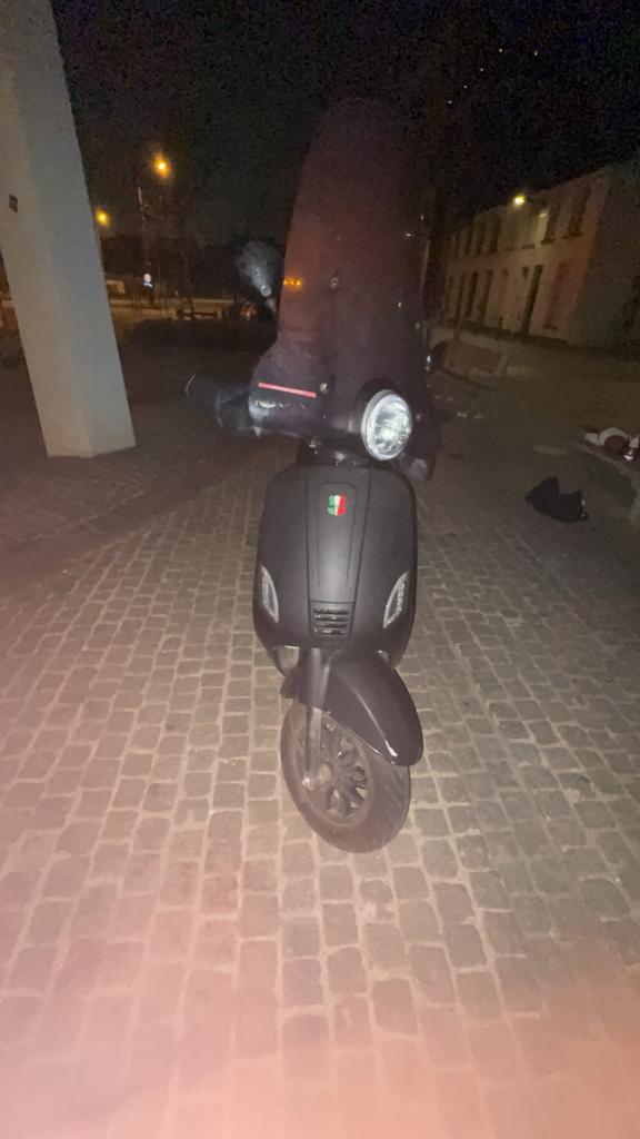 gts toscana, Vélos & Vélomoteurs, Autres marques, Enlèvement ou Envoi, Comme neuf, Essence