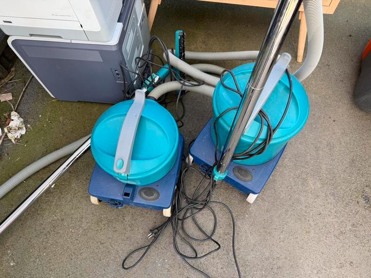 2 Wetrok stofzuigers, Electroménager, Aspirateurs, Utilisé, Aspirateur, Sac à poussière, Enlèvement