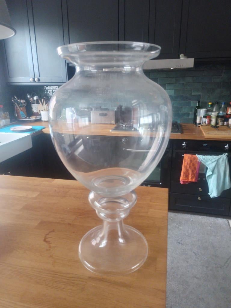 Handgemaakte vaas, Ophalen