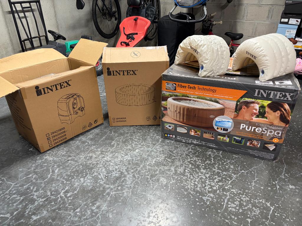 Intex jacuzzi pure spa 4 personen, Tuin en Terras, Ophalen, Gebruikt, Filter, Opblaasbaar