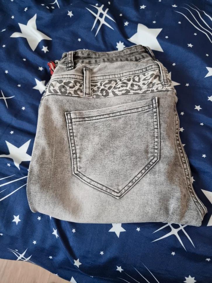 In perfecte staat , maat 46 , stretch,  meerkleurig,  
Merk:, Vêtements | Femmes, Culottes & Pantalons, Neuf, Taille 46/48 (XL) ou plus grande