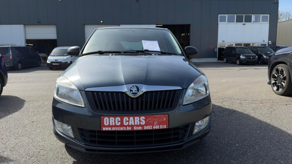 Skoda  fabia 1.2 TSI Active Airco GARANTIE, Auto's, Stof, Zwart, 4 cilinders, 65 kW