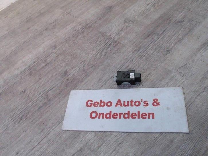 ANTENNE VERSTERKER Volkswagen Golf VI (5K1), Auto-onderdelen, Overige Auto-onderdelen, Volkswagen, Gebruikt