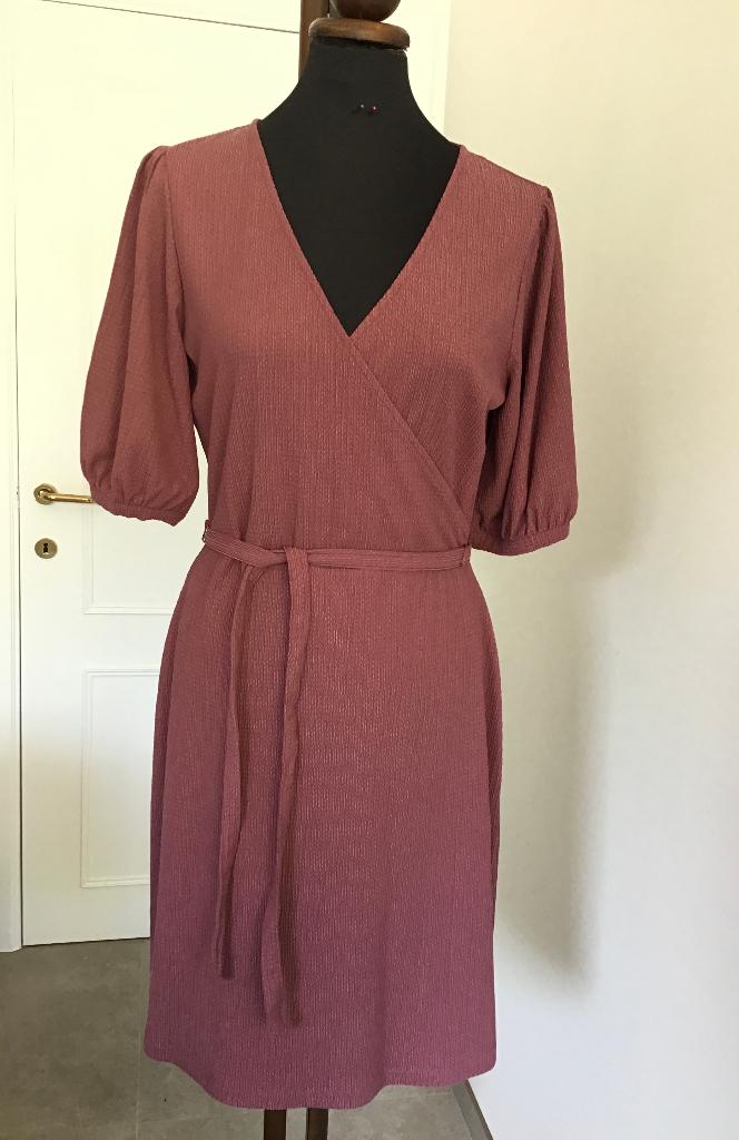 gemakkelijk jurkje mt 38, Maat 38/40 (M), Ophalen of Verzenden, Zo goed als nieuw, Roze