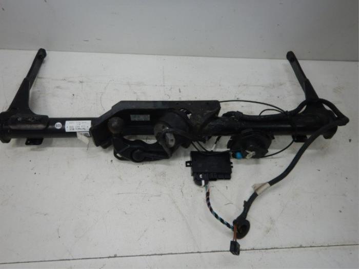 Trekhaak Volkswagen Golf (22728132), Auto-onderdelen, Trekhaken