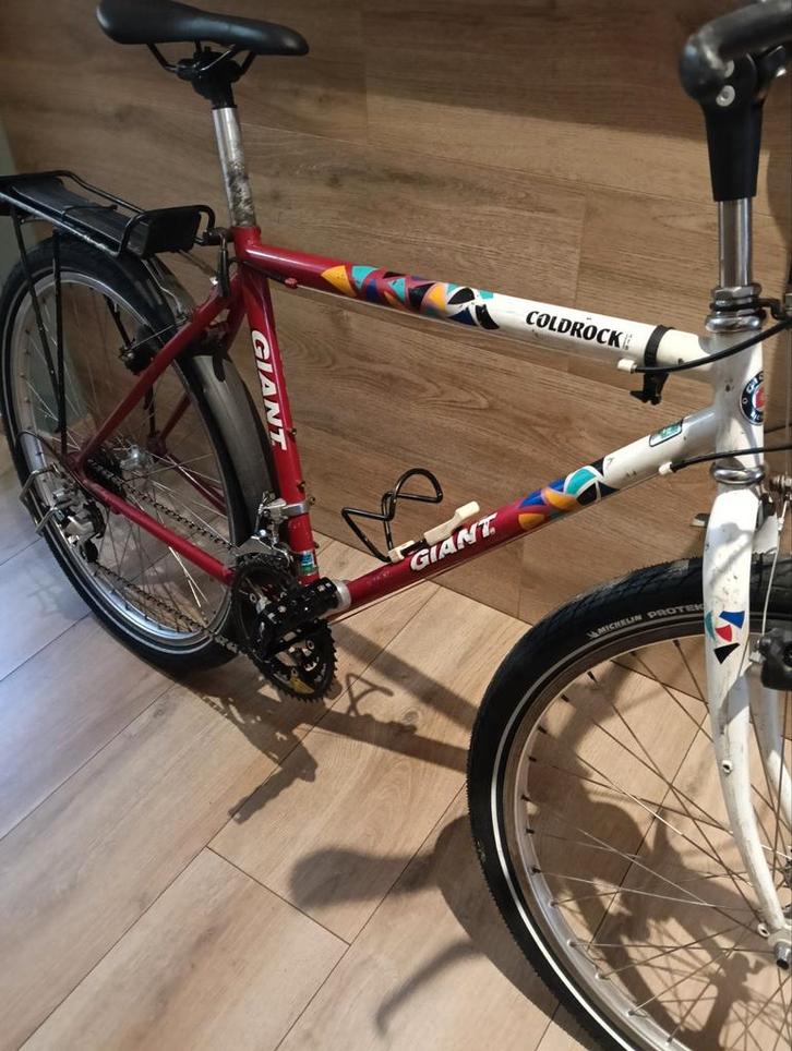 Vélo Giant taille M reconditionné, Vélos & Vélomoteurs, Vélos | Hommes | Vélos de sport & Vélo de randonnée, Giant, Enlèvement