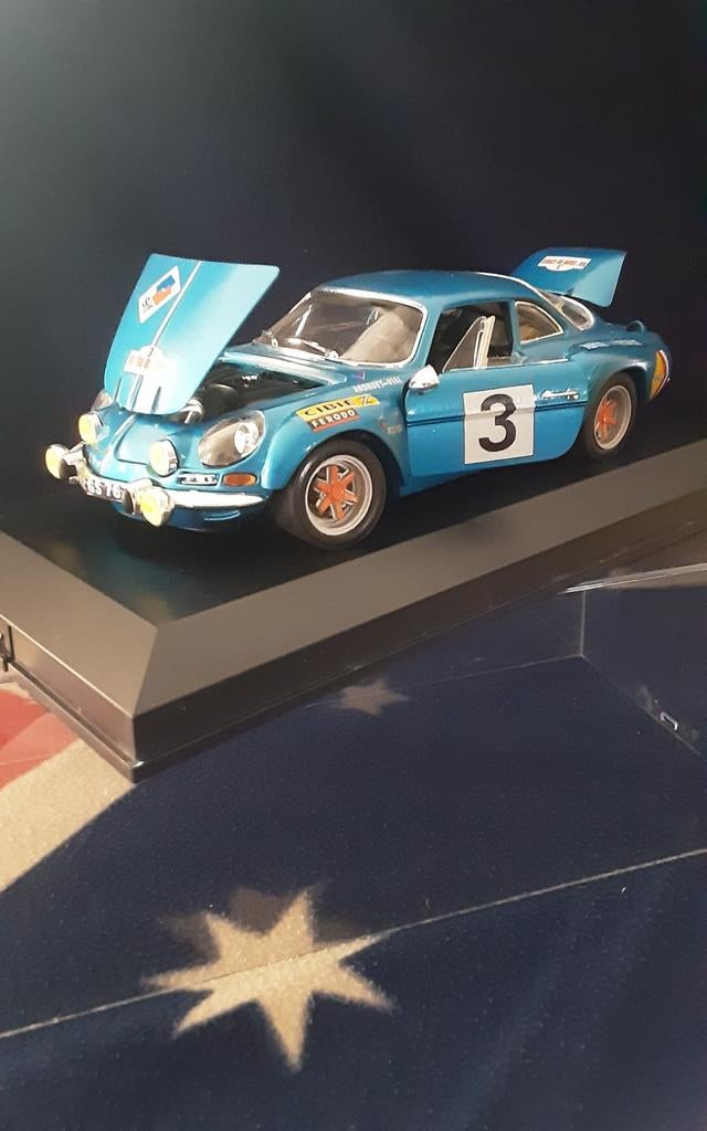 1/18 Burago Renault Alpine A110, Ophalen of Verzenden, Gebruikt, Auto, Burago