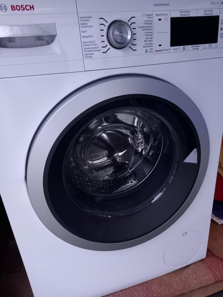 Machine à laver Bosch 9kg A +++. 1600trs. Série 8, Enlèvement, Comme neuf, Chargeur frontal