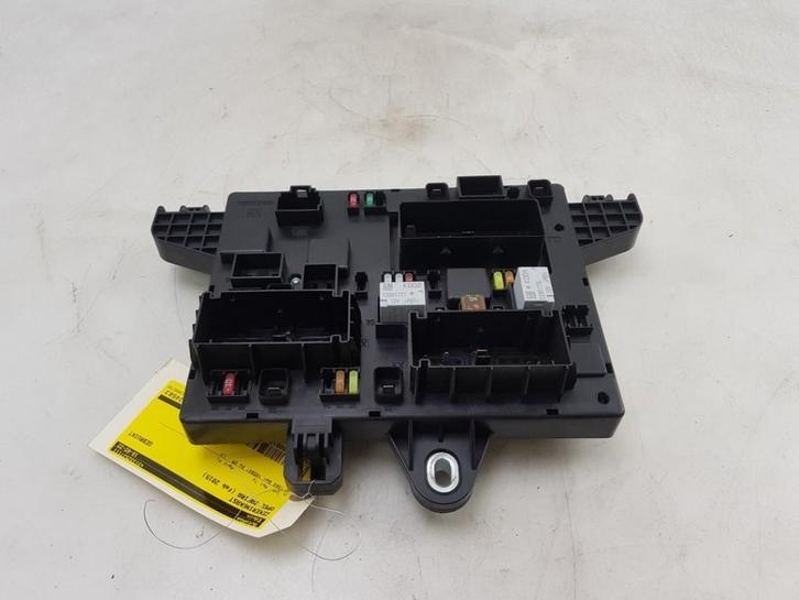 ZEKERINGKAST Opel Zafira Tourer (P12) (|13368652|), Auto-onderdelen, Elektronica en Kabels, Opel, Gebruikt