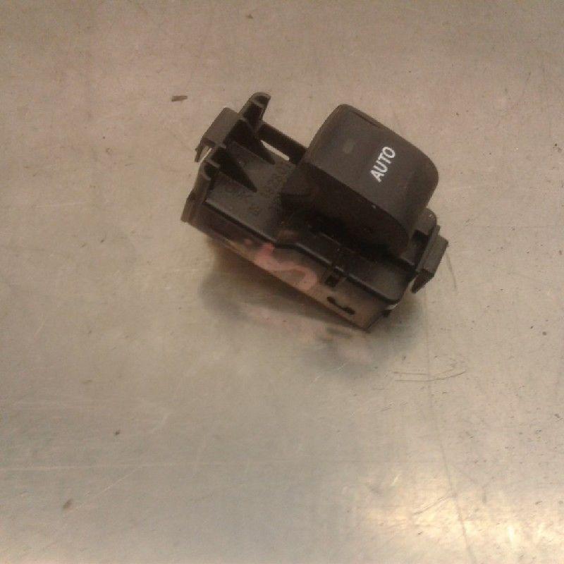 COMMUTATEUR VITRES ELECTRIQUES Toyota Auris (E15), Utilisé, Toyota