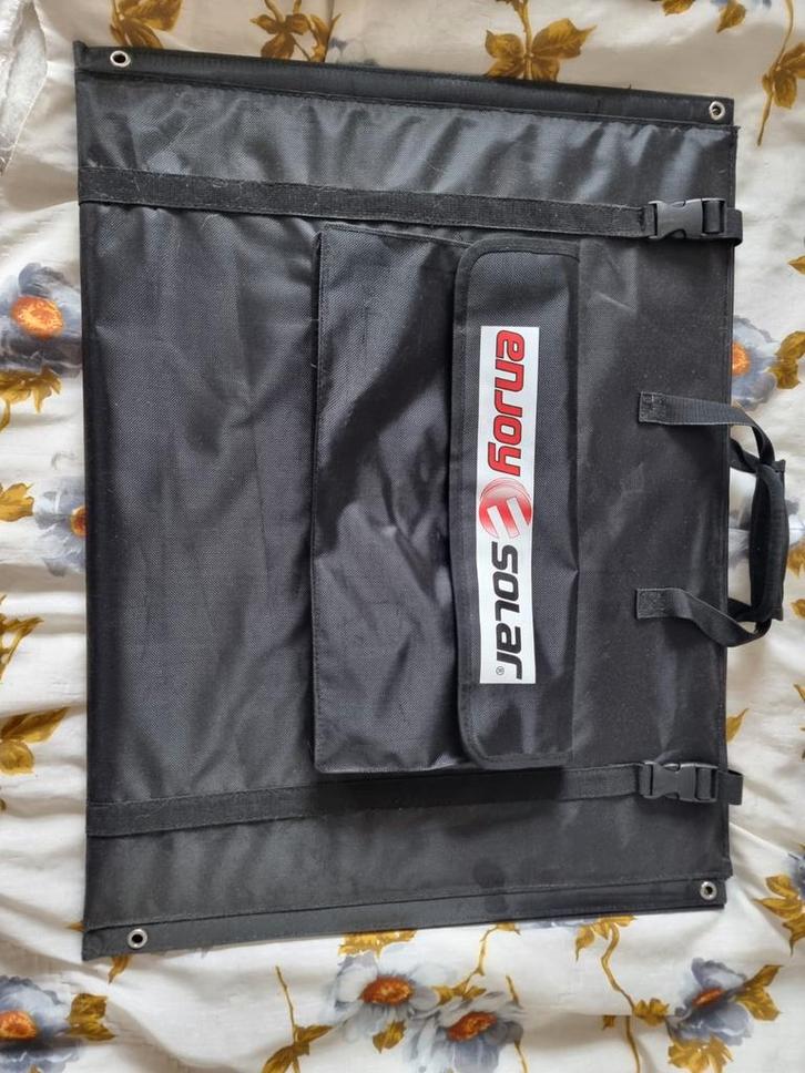 Panneau solaire pliable 100w avec mppt, Bricolage & Construction, Boîtes à outils, Enlèvement