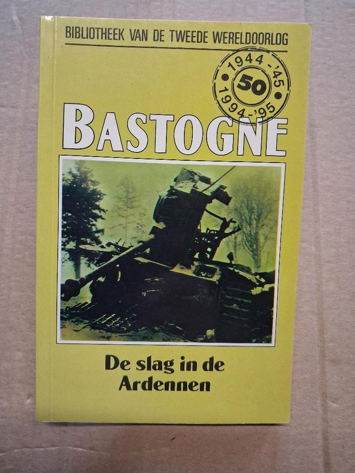 livre de guerre = bastogne, Collections, Objets militaires | Général, Armée de terre, Enlèvement ou Envoi