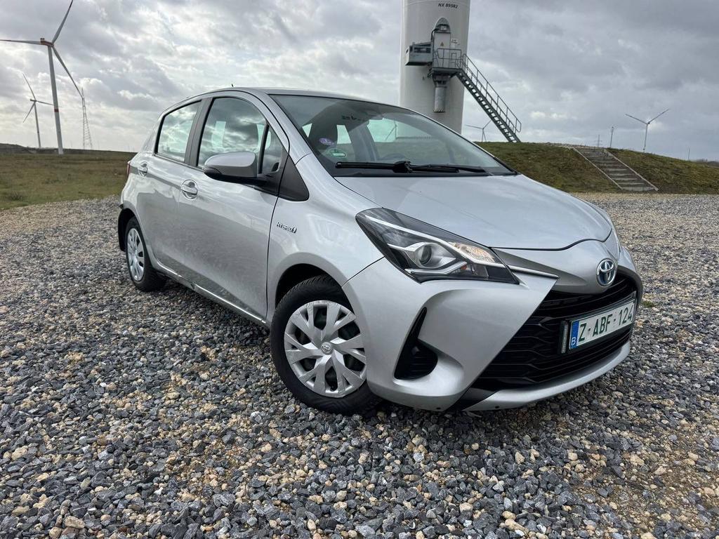 Verkoop TOYOTA YARIS HYBRID, Auto's, Automaat, 1497 cc, Zwart, Overige bekleding