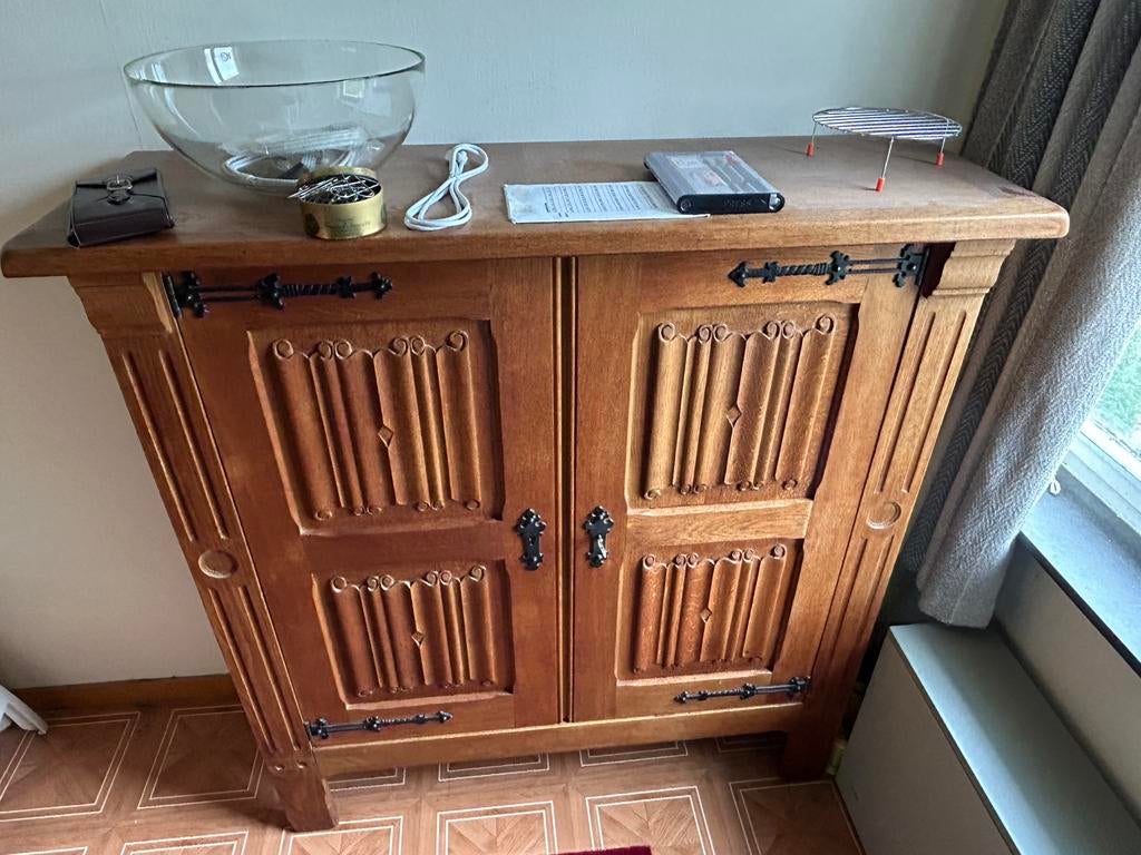 Antieke kast, Ophalen, Gebruikt