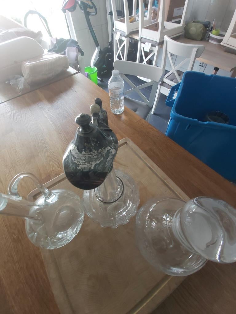 Wijn karaffen, Ophalen